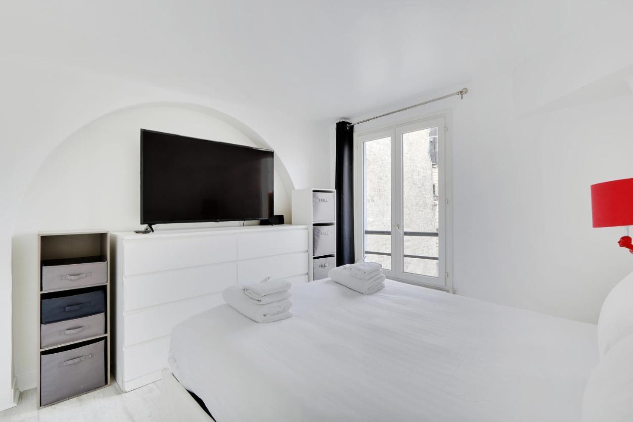 Pick A Flat'S Apartments In Le Marais - Rue Saint Merri Paris Luaran gambar